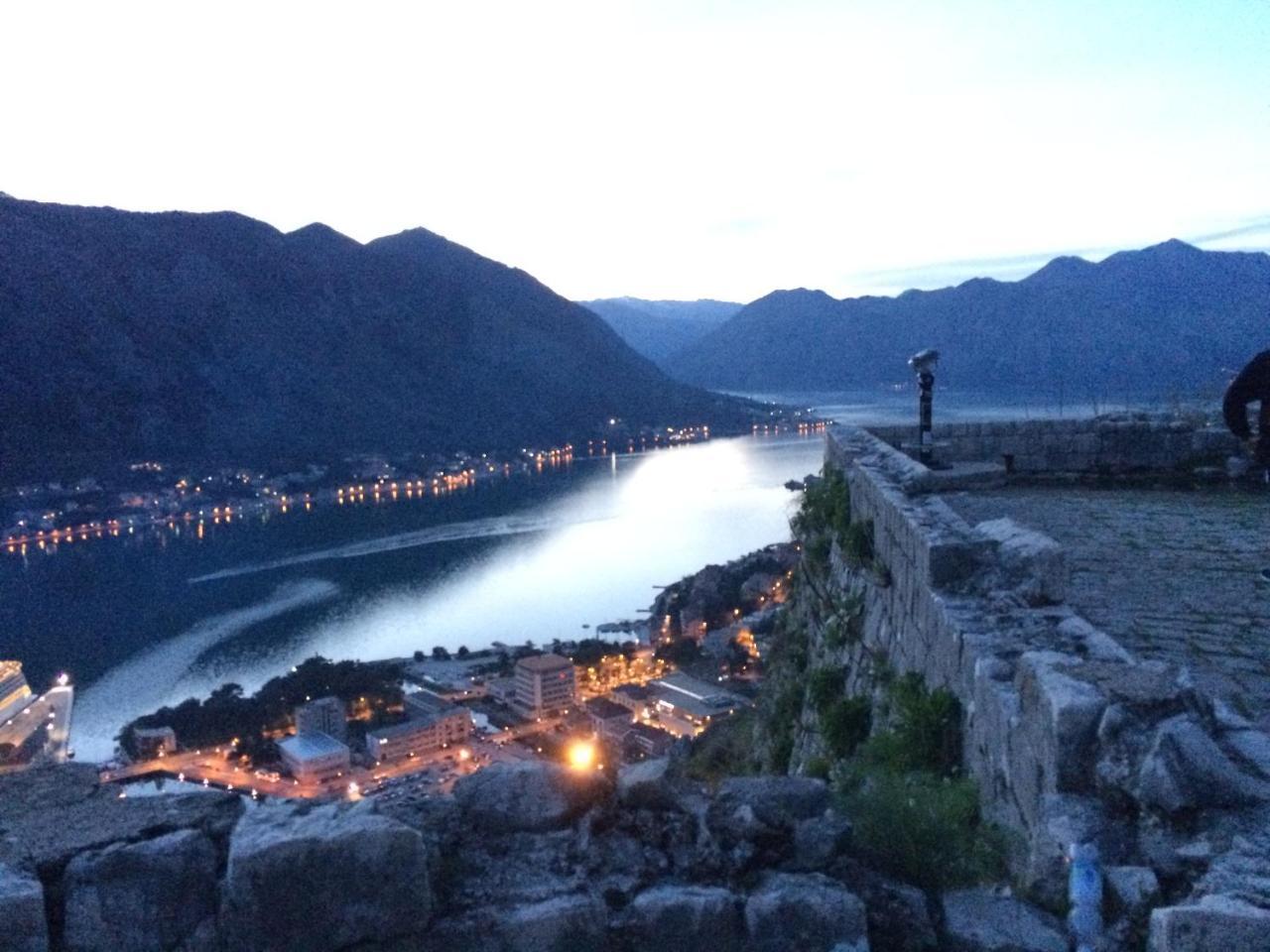 Chic & Stylish With Seaview-Terrace - Kotor Indah Leilighet Eksteriør bilde