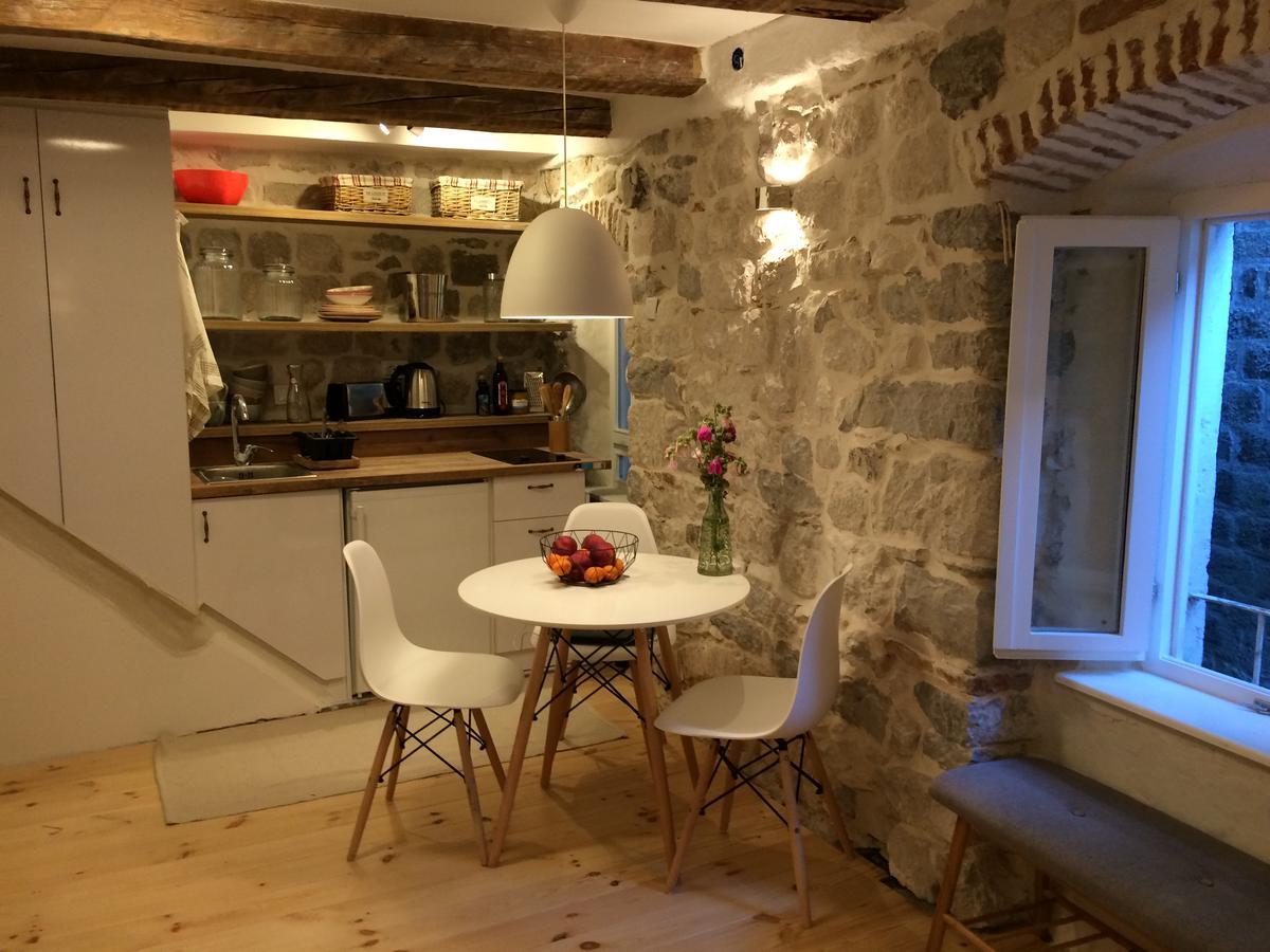 Chic & Stylish With Seaview-Terrace - Kotor Indah Leilighet Eksteriør bilde