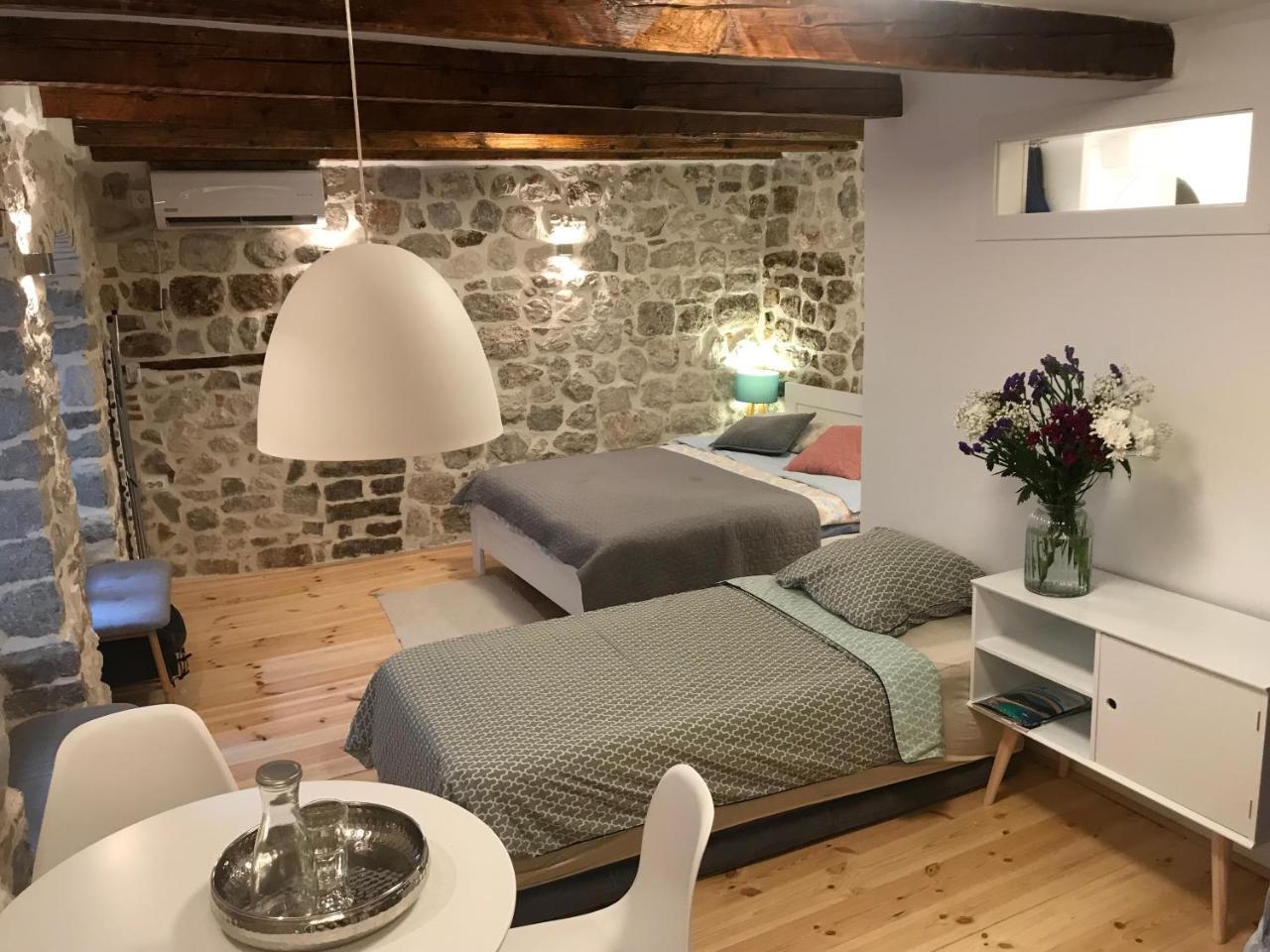 Chic & Stylish With Seaview-Terrace - Kotor Indah Leilighet Eksteriør bilde